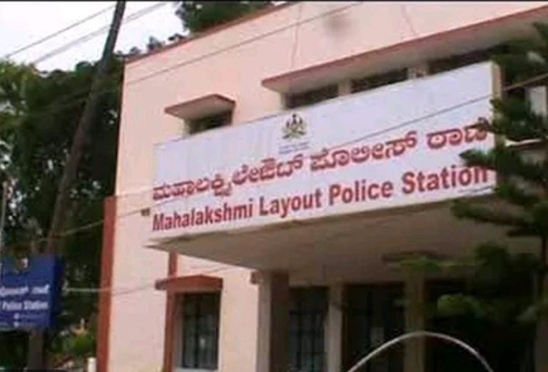 ನಾಯಿ ಬೆನ್ನಟ್ಟಿದ್ದಕ್ಕೆ ಜಗಳ: ವೃದ್ಧನಿಗೆ ಚಾಕು ಇರಿತ mahalakshmi layout police station