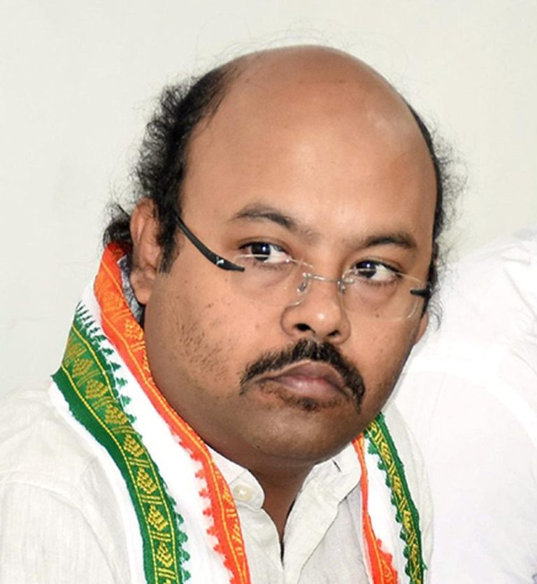 yatheendhra siddharamayya