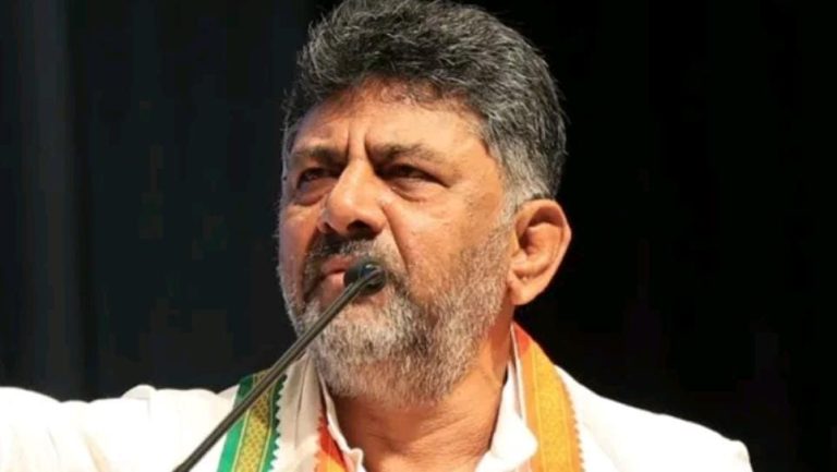 ವಿರೋಧ ಪಕ್ಷಗಳ ಮೈತ್ರಿಕೂಟಕ್ಕೆ ಹೆದರಿ ರಿಪಬ್ಲಿಕ್ ಆಫ್ ಇಂಡಿಯಾ ಅನ್ನು ರಿಪಬ್ಲಿಕ್ ಆಫ್ ಭಾರತ ಮಾಡಲು ಹೊರಟಿದ್ದಾರೆ: ಡಿಕೆ ಶಿವಕುಮಾರ್ dk shivakumar