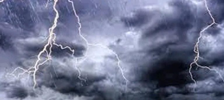 ಭಾರೀ ಮಳೆ: ಸಿಡಿಲು ಬಡಿದು 10 ಮಂದಿ ಸಾವು..!! rain