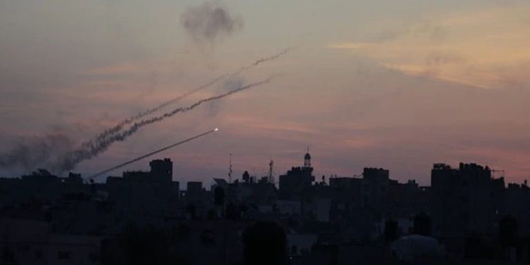 ಹಮಾಸ್ ರಾಕೆಟ್ ಗುಂಡಿನ ದಾಳಿ: ಇಸ್ರೇಲ್ ಪಟ್ಟಣದ ಮೇಯರ್ ಸಾವು israyel 2