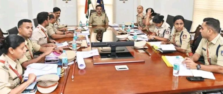 ದಸರಾಗೆ ಹೆಚ್ಚು ಮಹಿಳಾ ಪೊಲೀಸ್ ಸಿಬ್ಬಂದಿ ನಿಯೋಜಿಸಬೇಕು: ಡಿಜಿಪಿ ಅಲೋಕ್ ಮೋಹನ್ police