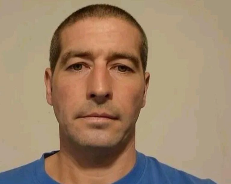 ಅಮೆರಿಕದ ರೆಸ್ಟೋರೆಂಟ್ ನಲ್ಲಿ 18 ಜನರನ್ನು ಕೊಂದು ಆತ್ಮಹತ್ಯೆ ಮಾಡಿಕೊಂಡ ವ್ಯಕ್ತಿ rabart card