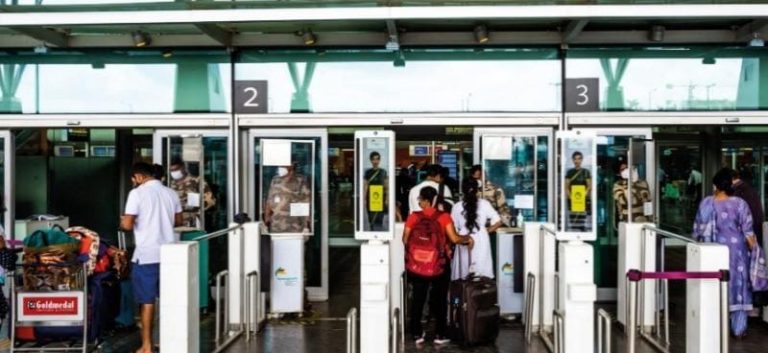 ನಕಲಿ ಟಿಕೆಟ್ ತೋರಿಸಿ ವಿಮಾನ ನಿಲ್ದಾಣದೊಳಗೆ ಪ್ರವೇಶ airport
