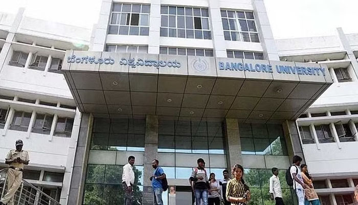 ಬೆಂಗಳೂರು ವಿವಿ ಹಾಸ್ಟೆಲ್ ಊಟದಲ್ಲಿ ಹುಳು ಪತ್ತೆ: ವಿದ್ಯಾರ್ಥಿಗಳು ಪ್ರತಿಭಟನೆ bengaluru univercity