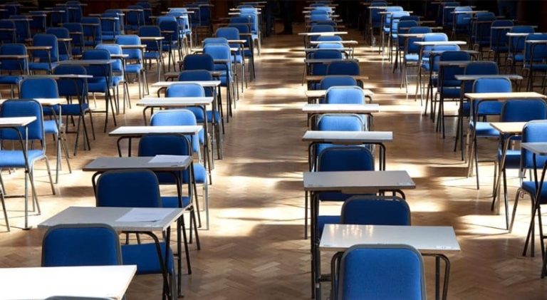 ಹೃದಯಾಘಾತ: ಪರೀಕ್ಷಾ ಕೊಠಡಿಯಲ್ಲೇ ಕುಸಿದು ಬಿದ್ದು ವಿದ್ಯಾರ್ಥಿನಿ ಸಾವು exam hall