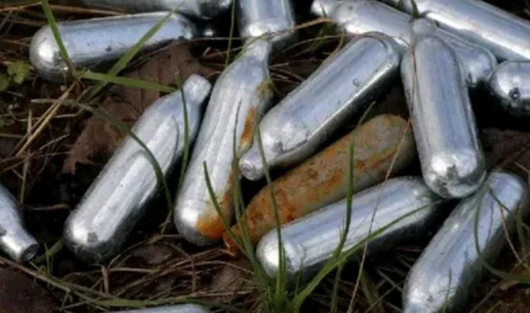 ಯುಕೆಯಲ್ಲಿ ಲಾಫಿಂಗ್ ಗ್ಯಾಸ್ ನಿಷೇಧ: ಹೊಸ ಕಾನೂನು ಜಾರಿಗೆ laughing gas