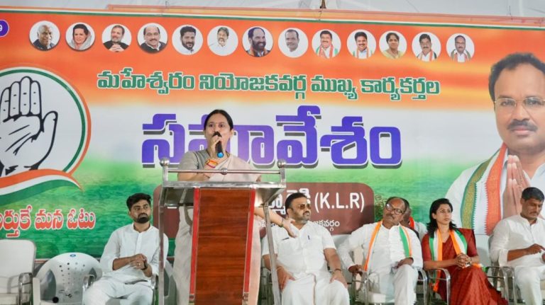 ತೆಲಂಗಾಣ ವಿಧಾನಸಭಾ ಚುನಾವಣೆ ಪ್ರಚಾರದಲ್ಲಿ ಸಚಿವೆ ಲಕ್ಷ್ಮೀ ಹೆಬ್ಬಾಳ್ಕರ್ ಭಾಗಿ thelangana