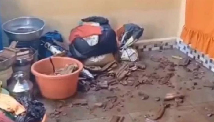 ಮಹಿಳೆಯನ್ನು ವಿವಸ್ತ್ರಗೊಳಿಸಿದ ಪ್ರಕರಣ: ಸಾಂತ್ವನ ಹೇಳಲು ಮನೆಗೆ ಹೋಗಿದ್ದ ಗ್ರಾ.ಪಂ. ಸದಸ್ಯೆಯನ್ನೂ ಬಂಧಿಸಿದರಾ ಪೊಲೀಸರು? belagavi 2