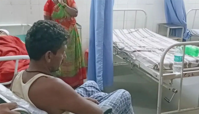 ಓಡಿ ಹೋಗಿ ಮದುವೆಯಾದ ಪ್ರೇಮಿಗಳು: ಯುವಕನ ಪೋಷಕರ ಮೇಲೆ ಯುವತಿಯ ಕಡೆಯವರಿಂದ ಹಲ್ಲೆ chikkaballapura