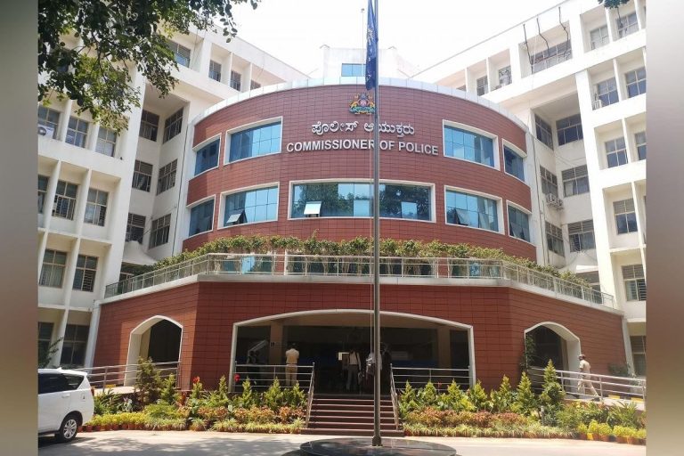 ಕರ್ತವ್ಯ ಲೋಪ ಎಸಗಿದ 44 ಪೋಲೀಸರ ಅಮಾನತಿಗೆ ಪೊಲೀಸ್ ಇಲಾಖೆ ನಿರ್ಧಾರ commissioner of police