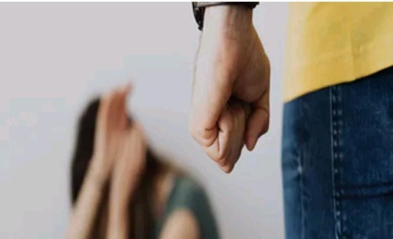 ಪ್ರೀತಿ ಪ್ರೇಮದ ನೆಪದಲ್ಲಿ ಯುವತಿಯರಿಗೆ ವಂಚನೆ: ಠಾಣೆಯಲ್ಲಿ ದೂರು ದಾಖಲು crime