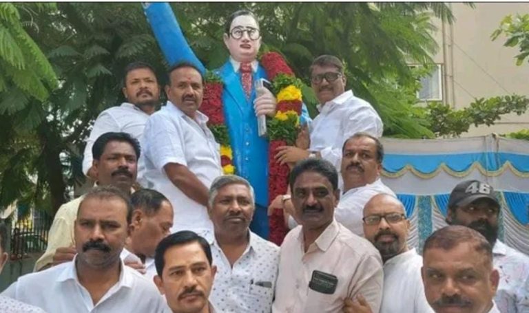 ಸಂವಿಧಾನ ಉಳಿಸಲು ಹೋರಾಟ ಅನಿವಾರ್ಯ: ಡಿ. ಕೆ. ಮೋಹನ್ d k mohan