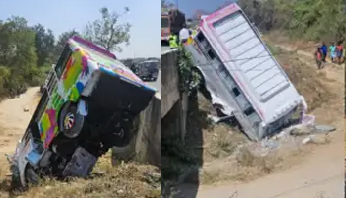 ಚಾಲಕನ ನಿಯಂತ್ರಣ ತಪ್ಪಿ ಮಿನಿ ಬಸ್ ಪಲ್ಟಿ: 15 ಮಂದಿಗೆ ಗಾಯ accident