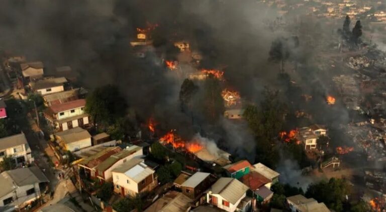 ಚಿಲಿಯಲ್ಲಿ ಕಾಡ್ಗಿಚ್ಚು, 46 ಸಾವು: 200ಕ್ಕೂ ಹೆಚ್ಚು ಮಂದಿ ನಾಪತ್ತೆ kadghichu