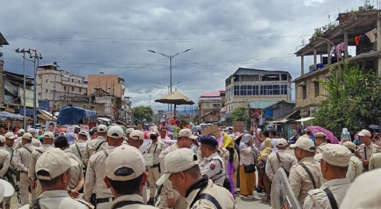 ಮಣಿಪುರದಲ್ಲಿ ಅಪಹರಣಕ್ಕೊಳಗಾಗಿದ್ದ ಪೊಲೀಸ್ ಅಧಿಕಾರಿಯನ್ನು ರಕ್ಷಿಸಿದ ಸೇನೆ manipur