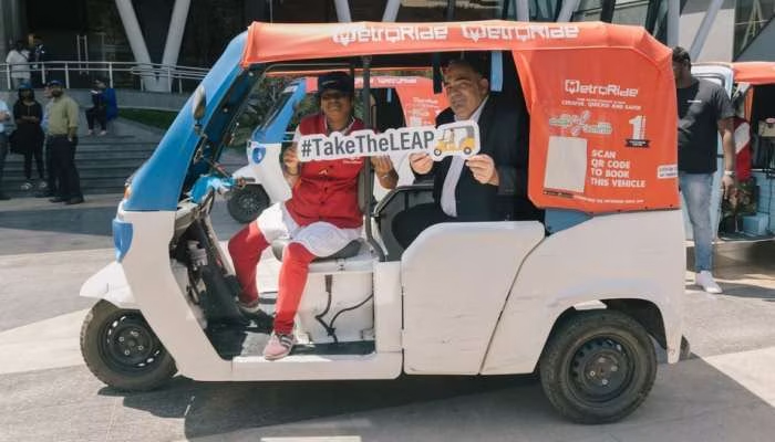 ನಮ್ಮ ಮೆಟ್ರೊ ನಿಲ್ದಾಣಗಳಲ್ಲಿ ಮಹಿಳಾ ಚಾಲಿತ ಎಲೆಕ್ಟ್ರಿಕ್ ಆಟೋ ರಿಕ್ಷಾ ಸೇವೆಗೆ ಚಾಲನೆ namma metro 2