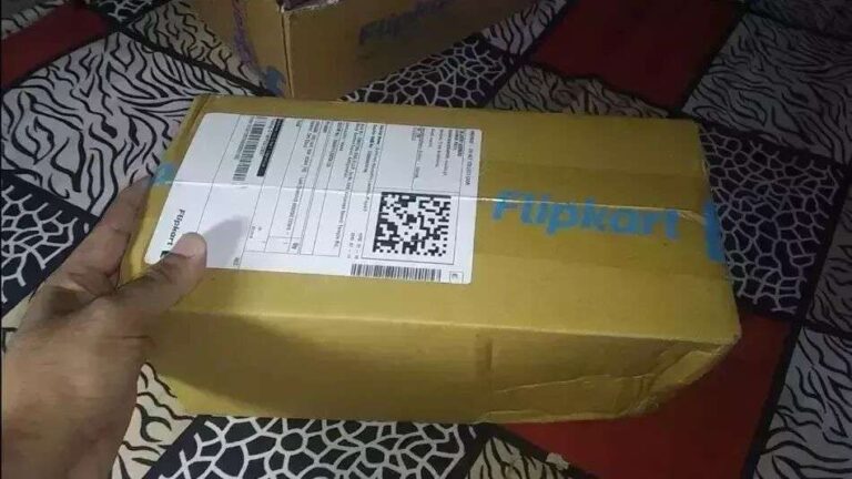 ಆನ್ ಲೈನ್ ನಲ್ಲಿ ಮೊಬೈಲ್ ಆರ್ಡರ್ ಮಾಡಿದ ಯುವಕ: ಆದ್ರೆ ಪಾರ್ಸೆಲ್ ಬಂದಿದ್ದೇನು ಗೊತ್ತಾ? online