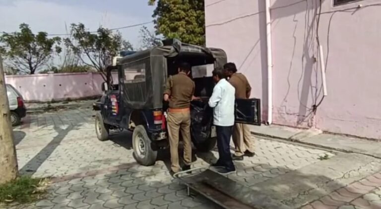 ನೆರೆಹೊರೆಯವರ ನಿರಂತರ ಕಿರುಕುಳ ತಾಳಲಾರದೇ ಯುವತಿ ಸಾವಿಗೆ ಶರಣು! police