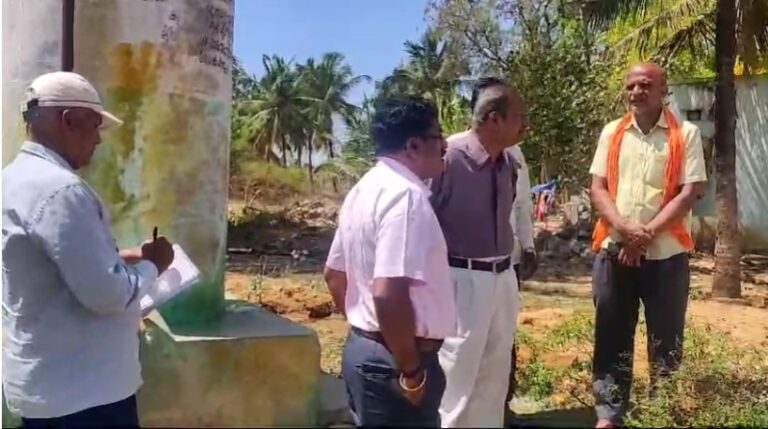 ಗ್ರಾಮ ಹುಟ್ಟಿನಿಂದ ಸಿಗದ ಮೂಲಭೂತ ಸೌಲಭ್ಯಕ್ಕಾಗಿ ಶ್ರೀಸಿದ್ದಲಿಂಗೇಗೌಡರ ಹೋರಾಟ thuruvekere