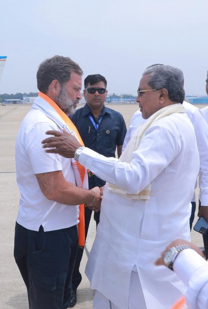 ಕಾಂಗ್ರೆಸ್ ನಾಯಕ ರಾಹುಲ್ ಗಾಂಧಿಯನ್ನು ಸ್ವಾಗತಿಸಿ, ಬರಮಾಡಿಕೊಂಡ ಸಿಎಂ ಸಿದ್ದರಾಮಯ್ಯ rahul gandhi