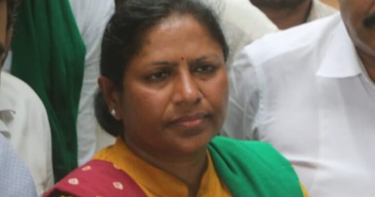 ಬಿಜೆಪಿ ತೊರೆದು ಮರಳಿ ಕಾಂಗ್ರೆಸ್ ಸೇರಿದ ಮಾಜಿ ಸಂಸದೆ ತೇಜಸ್ವಿನಿ ಗೌಡ thejaswini gowda