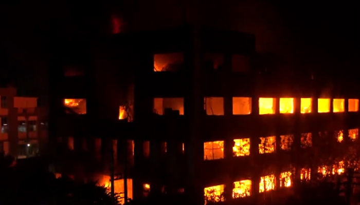 ಜವಳಿ ಕಾರ್ಖಾನೆಯಲ್ಲಿ ಭಾರೀ ಅಗ್ನಿ ಅವಘಡ chandeegad