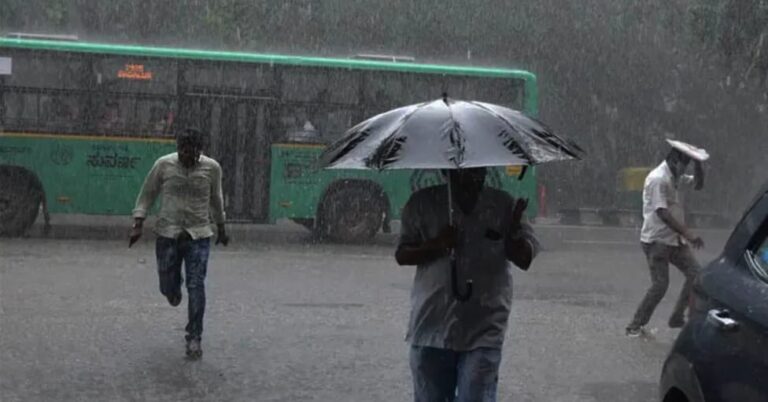 ಗುಡುಗು ಸಹಿತ ಭಾರೀ ಮಳೆ: ವರ್ಷಧಾರೆ ಕಂಡು ಸಿಲಿಕಾನ್ ಸಿಟಿ ಮಂದಿ ಫುಲ್ ಖುಷ್ rain