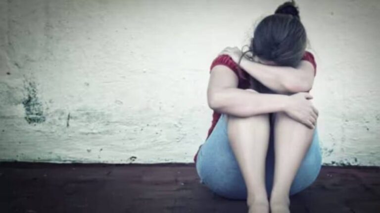 ದೇಗುಲದ ತೀರ್ಥದಲ್ಲಿ ನಿದ್ದೆ ಮಾತ್ರೆ ಬೆರೆಸಿ, ಟಿವಿ ನಿರೂಪಕಿ ಮೇಲೆ ಅತ್ಯಾಚಾರ ಮಾಡಿದ ಅರ್ಚಕ rape