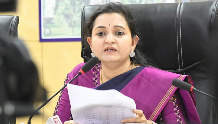 ಮತ ಎಣಿಕಾ ಕೇಂದ್ರಕ್ಕೆ ಮೊಬೈಲ್, ಎಲೆಕ್ಟ್ರಾನಿಕ್ಸ್ ಡಿವೈಸ್ ತರಲು ಅವಕಾಶವಿಲ್ಲ: ಚುನಾವಣಾಧಿಕಾರಿ ದಿವ್ಯ ಪ್ರಭು divya prabhu