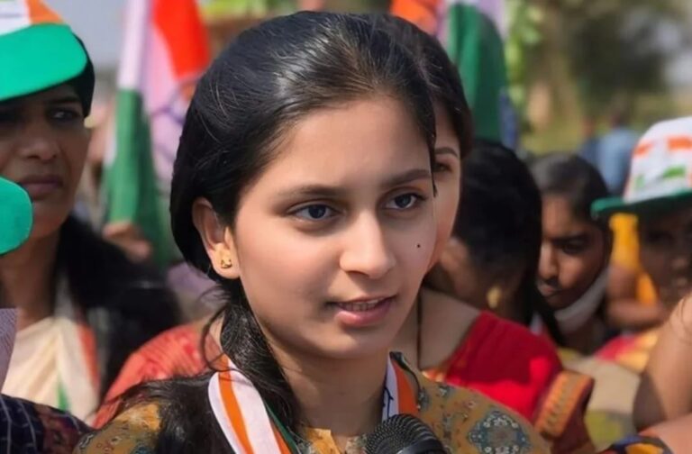 ಚಿಕ್ಕೋಡಿಯಲ್ಲಿ ಬಿಜೆಪಿಗೆ ಬಿಗ್ ಶಾಕ್: ಮುನ್ನಡೆ ಕಾಯ್ದುಕೊಂಡ ಪ್ರಿಯಾಂಕಾ ಜಾರಕಿಹೊಳಿ priyanka jarakiholi