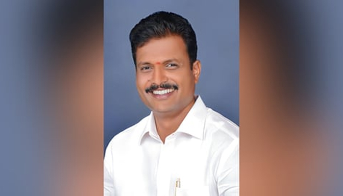 ಮಂತ್ರಿಗಿರಿ ಮೇಲೆ ಕಣ್ಣು, ಬಳ್ಳಾರಿ ಸಂಸದ ಸ್ಥಾನಕ್ಕೆ ತುಕಾರಾಂ ರಾಜೀನಾಮೆ? tukaram