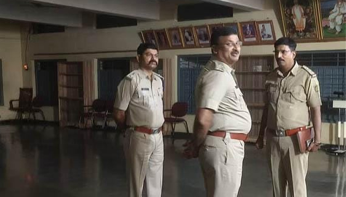 ಭಕ್ತರ ವೇಷದಲ್ಲಿ ಮಠಕ್ಕೆ ಬಂದು ಚಿನ್ನ, ಹಣ ದೋಚಿದ ಕಳ್ಳರು.! police
