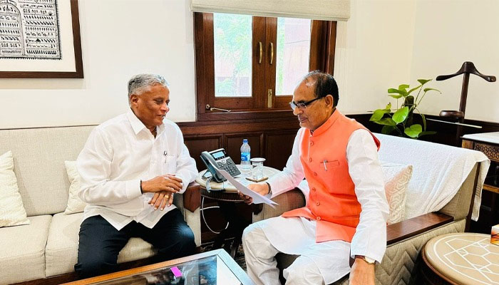 ಸಚಿವ ಶಿವರಾಜ ಸಿಂಗ್ ಚೌಹಾಣ್ ರನ್ನು ಭೇಟಿಯಾದ ವಿ.ಸೋಮಣ್ಣ: ರೈತರ ಪರ ವಿಶೇಷ ಬೇಡಿಕೆ v somannna