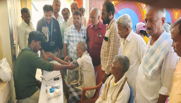ಉಚಿತ ಆರೋಗ್ಯ ಮತ್ತು ಶಸ್ತ್ರ ಚಿಕಿತ್ಸಾ ಶಿಬಿರ ಯಶಸ್ವಿ: ನೂರಾರು ಜನ ಭಾಗಿ arogya shibira