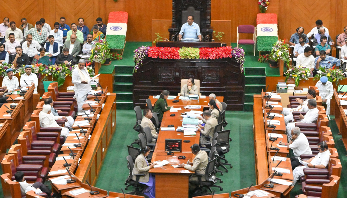 ಬೆಳಗಾವಿ ಅಧಿವೇಶನ: ಸಾಲುಮರದ ತಿಮ್ಮಕ್ಕನವರಿಗೆ ಸಂತಾಪದ ನುಡಿಗಳನ್ನಾಡಿದ ಸಿಎಂ ಸಿದ್ದರಾಮಯ್ಯ siddaramaiah
