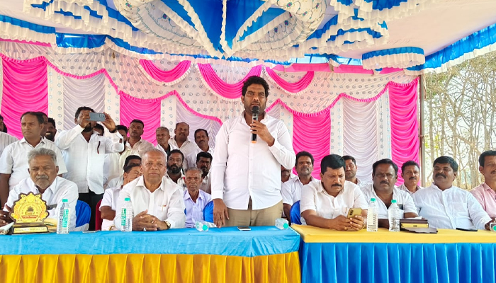 ದೇವರ ಕಾರ್ಯದ ಜೊತೆಯಲ್ಲಿ ಶಿಕ್ಷಣ ಮತ್ತು ಆರೋಗ್ಯ ಹೆಚ್ಚು ಒತ್ತು ನೀಡಬೇಕು: ಶಾಸಕ ಅನಿಲ್ ಚಿಕ್ಕಮಾದು anil chikkamadu