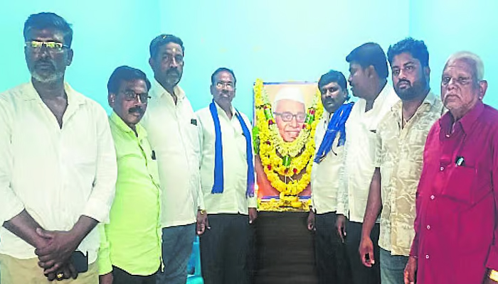 ಒಳ ಮೀಸಲಾತಿ ಜಾರಿ ಮಾಡದ ಸರ್ಕಾರಕ್ಕೆ ಅಂಬೇಡ್ಕರ್, ಜಗಜೀವನ್ ರಾಂ ಜಯಂತಿ ಆಚರಿಸುವ ಅರ್ಹತೆ ಇಲ್ಲ: ದಲಿತ ಸಂಘರ್ಷ ಸಮಿತಿ ಆಕ್ರೋಶ dss