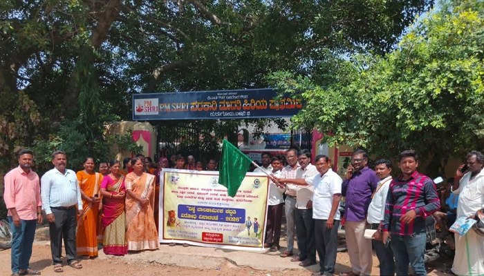 ಕುರುಗೋಡಿನಲ್ಲಿ ವಿಶ್ವ ಬಾಲಕಾರ್ಮಿಕ ಪದ್ಧತಿ ವಿರೋಧಿ ದಿನಾಚರಣೆ: ಜಾಗೃತಿ ಜಾಥಾ, ಉದ್ದಿಮೆಗಳ ಮೇಲೆ ದಾಳಿ: ಬಾಲಕನ ರಕ್ಷಣೆ kurugoad