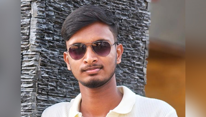 ಪಾವಗಡ: ಸಕಾಲಕ್ಕೆ ಸಿಗದ ಚಿಕಿತ್ಸೆ; ಹಾವು ಕಚ್ಚಿ ಬಿ.ಫಾರ್ಮಸಿ ವಿದ್ಯಾರ್ಥಿ ದುರ್ಮರಣ shreyas