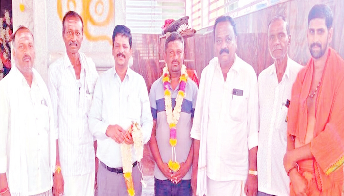 ದೈವಾರಾಧನೆ ಜೊತೆ ಮಕ್ಕಳನ್ನು ಸುಶಿಕ್ಷಿತರನ್ನಾಗಿಸಿ: ಎಂಜಿನಿಯರ್ ತಿಮ್ಮರಾಯಪ್ಪ daivaradhane.jpg