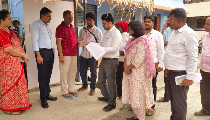 ಕೊರಟಗೆರೆಯಲ್ಲಿ ಮತದಾರರ ಪಟ್ಟಿ ವಿಶೇಷ ತೀವ್ರ ಪರಿಷ್ಕರಣೆ ಆರಂಭ ; ಜು.29ರವರೆಗೆ ಮನೆ-ಮನೆ ಭೇಟಿ koratagere.jpg