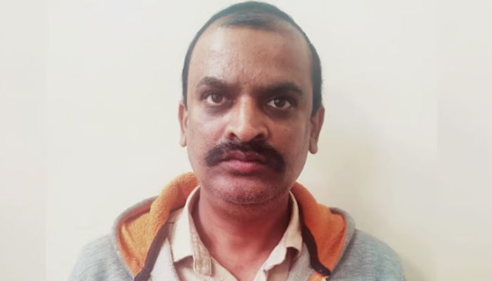 ವಿದ್ಯಾರ್ಥಿನಿಯ ಪೋಷಕರಿಂದ ಲಂಚ ಸ್ವೀಕರಿಸುತ್ತಿದ್ದ ವಸತಿ ಶಾಲೆ ಪ್ರಿನ್ಸಿಪಾಲ್ ಲೋಕಾಯುಕ್ತ ಬಲೆಗೆ! namadeva