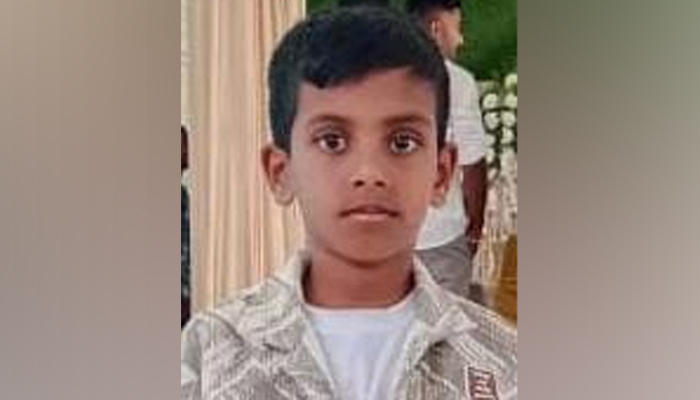 ಡೈರಿ ಕಟ್ಟಡದ ಪಿಲ್ಲರ್ ಕುಸಿದು ಬಿದ್ದು 10 ವರ್ಷದ ಶಾಲಾ ಬಾಲಕ ಸ್ಥಳದಲ್ಲೇ ಸಾವು! chikkanayakanahalli news.jpg