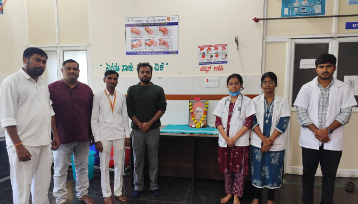 ಸಂತಪುರ ಸಮುದಾಯ ಆರೋಗ್ಯ ಕೇಂದ್ರದಲ್ಲಿ ಡಾ. ಮಹಾಂತ ಶಿವಯೋಗಿ ಜಯಂತಿ ಹಾಗೂ ವ್ಯಸನ ಮುಕ್ತ ದಿನಾಚರಣೆ santapur
