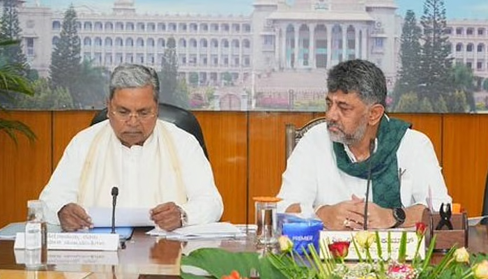 ಕಾವೇರಿ ಕಿಚ್ಚು: ‘ಭೂಮಿ, ನೀರು, ಭಾಷೆ ವಿಚಾರ ಬಂದಾಗ ಕರ್ನಾಟಕ ಒಂದಾಗಬೇಕು’ : ಸರ್ವಪಕ್ಷ ಸಭೆಯಲ್ಲಿ ಸಿದ್ದರಾಮಯ್ಯ ಕರೆ siddaramaiah.jpg