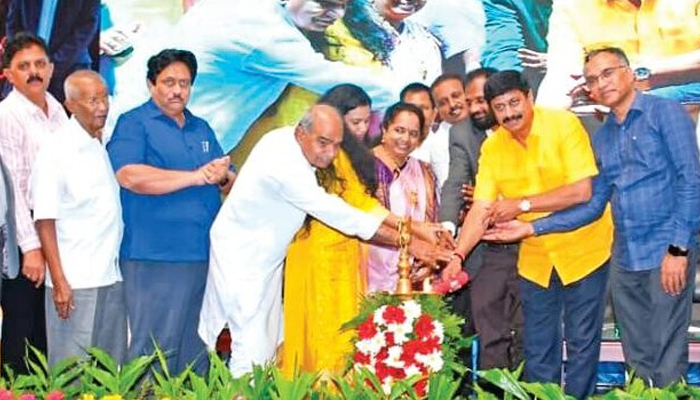 ರಾಜಕಾರಣದಷ್ಟೇ ಶಿಕ್ಷಣ ವ್ಯವಸ್ಥೆ ಕಲುಷಿತ: ಡಾ.ವೈ.ಎ.ನಾರಾಯಣಸ್ವಾಮಿ ಕಳವಳ tumakuru.jpg