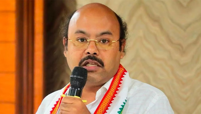 ಆರ್ ಎಸ್ ಎಸ್ ಜಾತಿವಾದ, ಕೋಮುವಾದದ ‘ಸಾವಿರ ತಲೆಯ ವಿಷಪೂರಿತ ಹಾವು’: ಸಚಿವ ಯತೀಂದ್ರ ಸಿದ್ದರಾಮಯ್ಯ ವಾಗ್ದಾಳಿ yathindra siddaramaiah.jpg
