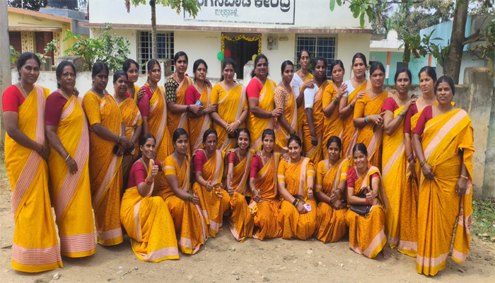 “ನಮ್ಮ ಅಂಗನವಾಡಿ, ನಮ್ಮ ಜವಾಬ್ದಾರಿ”: ಮಲ್ಲಪ್ಪನಹಳ್ಳಿಯಲ್ಲಿ ವಿಜೃಂಭಣೆಯಿಂದ ಜರುಗಿದ ಪೋಷಣ್ ಅಭಿಯಾನ ಕಾರ್ಯಕ್ರಮ anganavadi