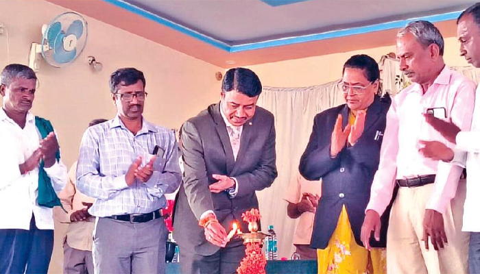 ತುಮಕೂರು: ವಿದ್ಯಾರ್ಥಿಗಳಿಗೆ ಪೋಕ್ಸೊ ಕಾಯ್ದೆ, ಪೌಷ್ಟಿಕಾಂಶದ ಅರಿವು ಕಾರ್ಯಕ್ರಮ kanunu arivu